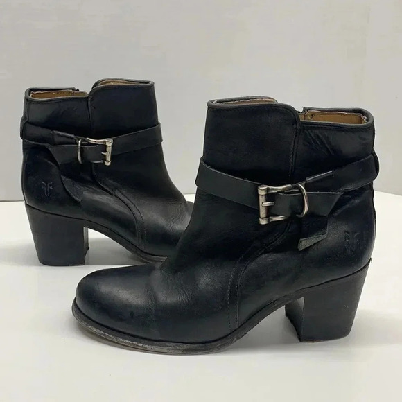 Frye Malorie Knotted Short Heeled Leather Boots Booties Buckle Black 7.5 - Picture 1 of 12